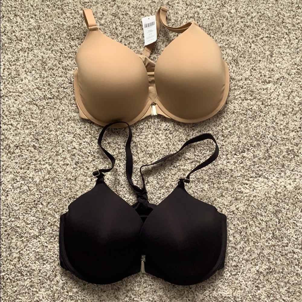 This is SOLD! I have tried deleting it multiple times, it won’t work!